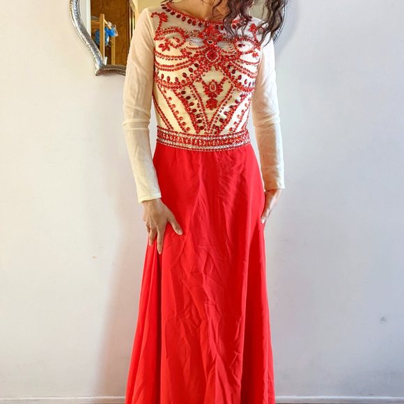 Chiffon Evening Party Gown - Picture 3 of 8